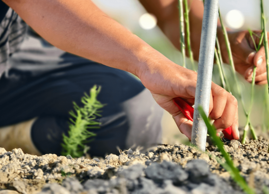 werken-aarde-stalen-buis